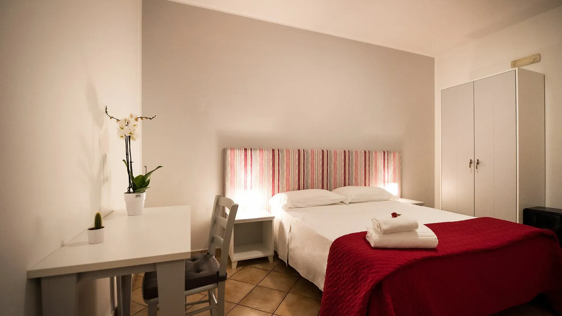 Cabrera House Bed & Breakfast Pozzallo 3*,