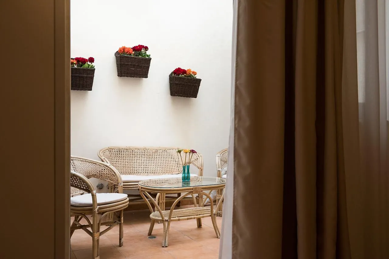 Cabrera House Bed & Breakfast Pozzallo