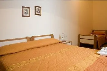 Cabrera House Bed & Breakfast Pozzallo